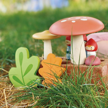 Load image into Gallery viewer, Woodland Gnome Family