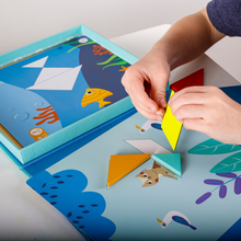 Load image into Gallery viewer, Magnetic Tangram Puzzle Play Set
