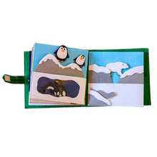 Load image into Gallery viewer, Christmas Quiet Book